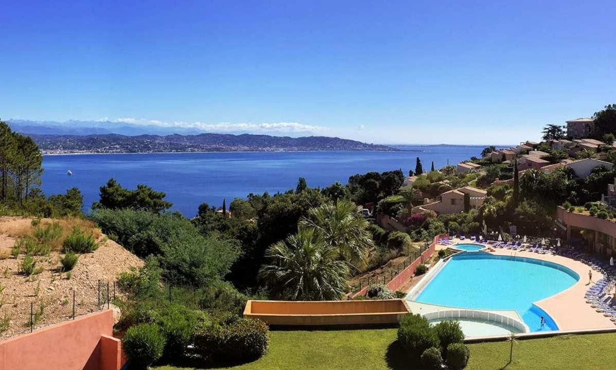Aparthotel Rousseau Théoule-sur-Mer Zewnętrze zdjęcie