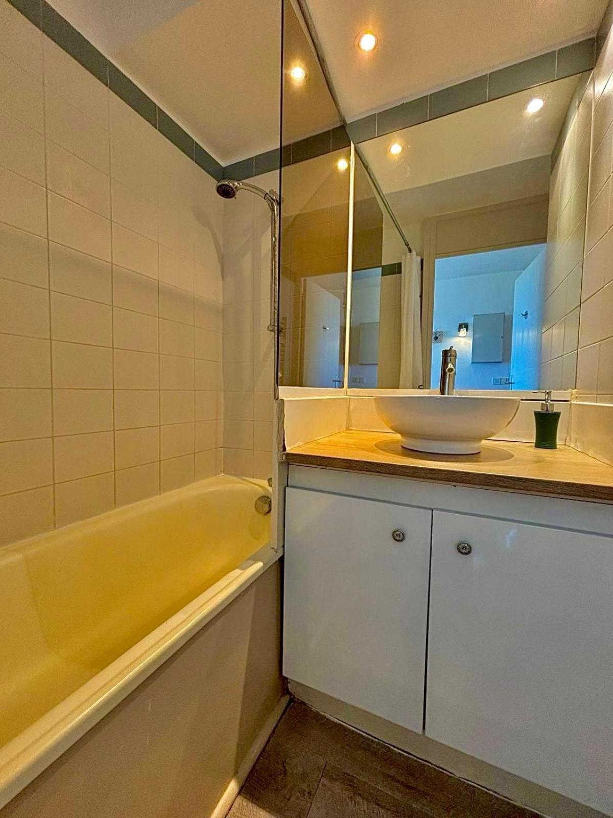 Aparthotel Rousseau Théoule-sur-Mer Zewnętrze zdjęcie