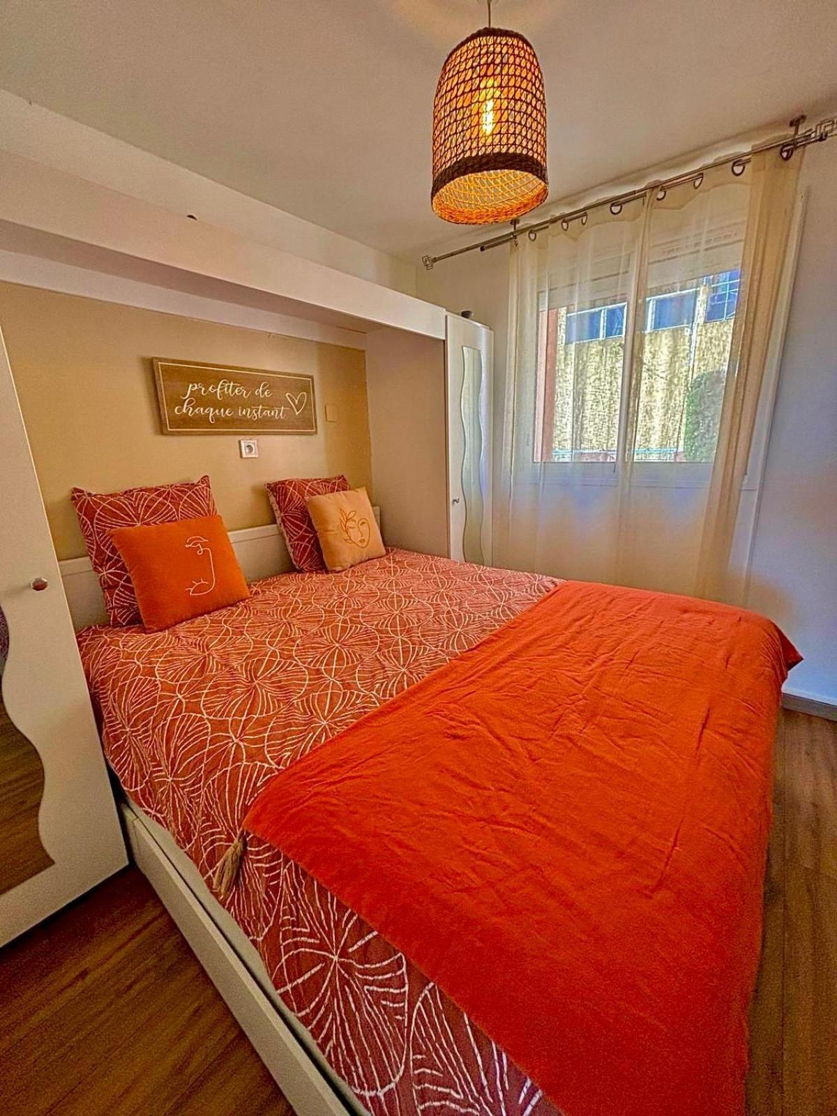 Aparthotel Rousseau Théoule-sur-Mer Zewnętrze zdjęcie