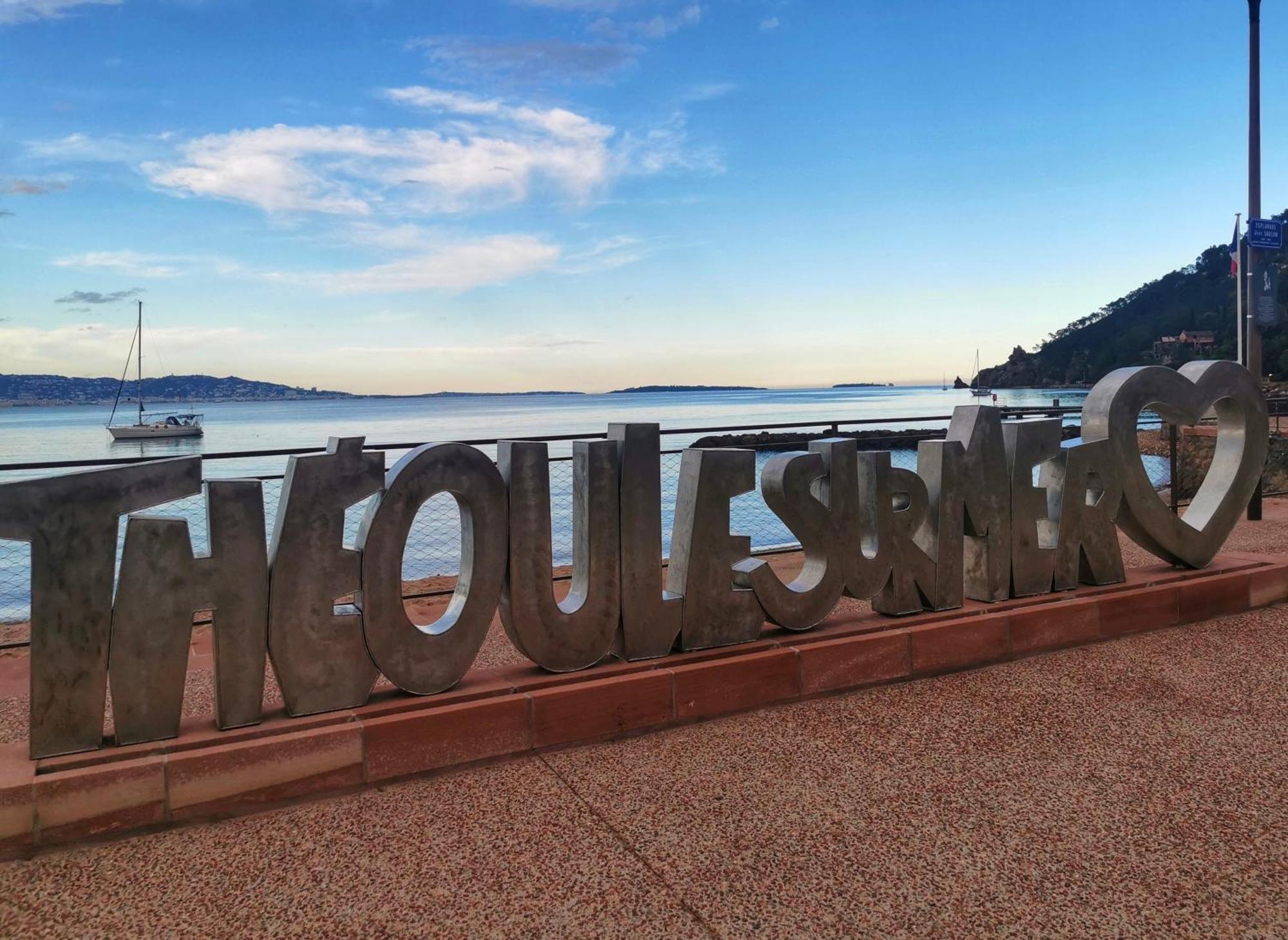 Aparthotel Rousseau Théoule-sur-Mer Zewnętrze zdjęcie