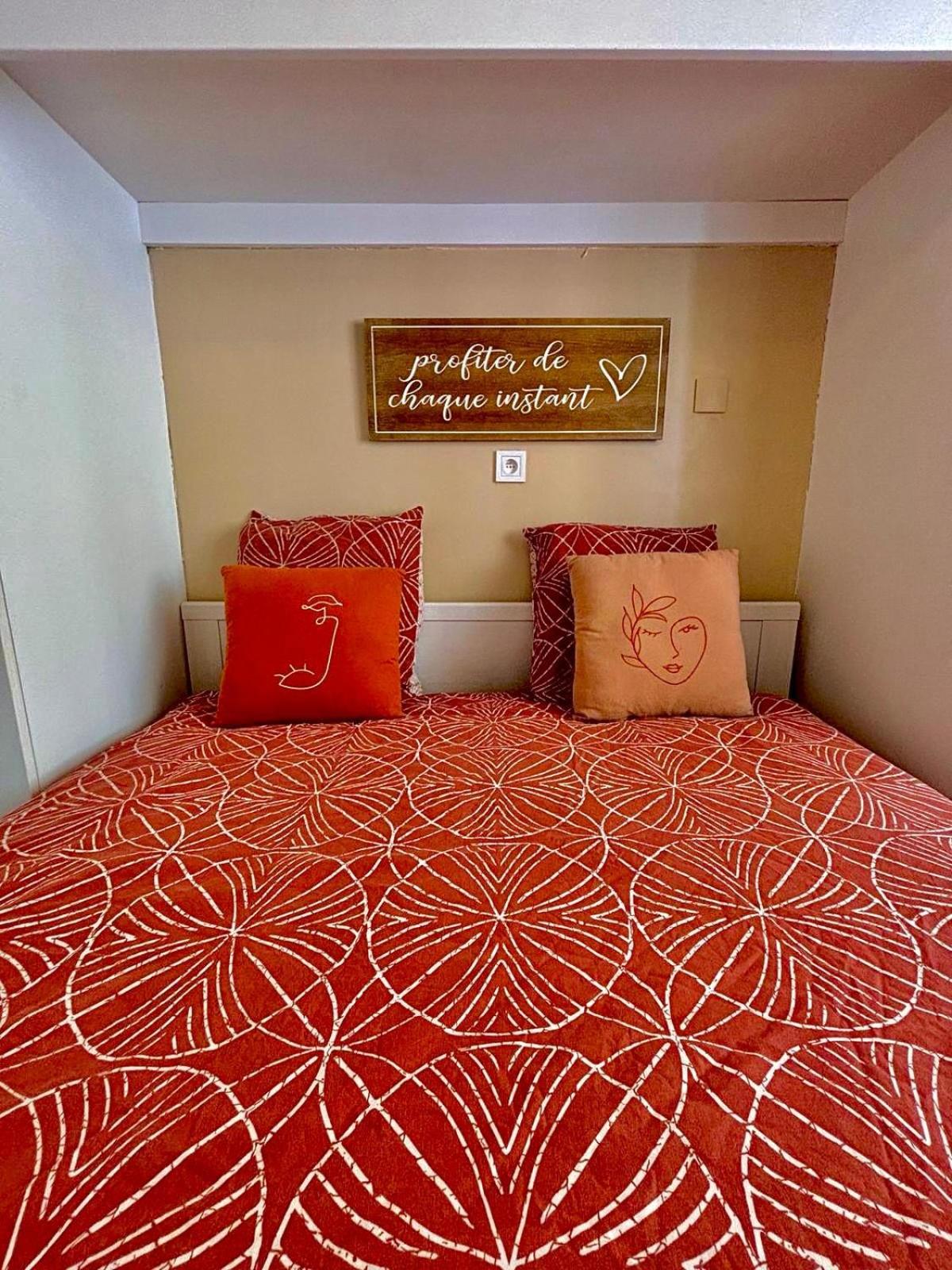 Aparthotel Rousseau Théoule-sur-Mer Zewnętrze zdjęcie